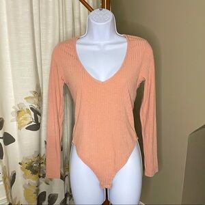 Nwt Nasty Gal MS Plunge Neck Bodysuit Blush Size 8